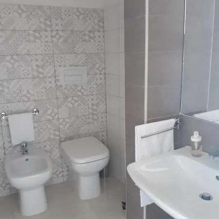 Antares 3* קומיסו