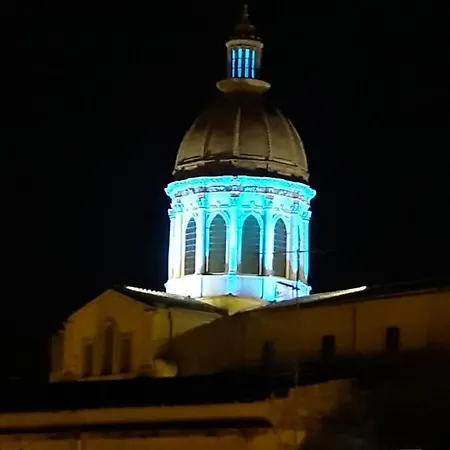 לינה וארוחת בוקר Antares