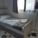 Antares Nocleg ze śniadaniem 3*
