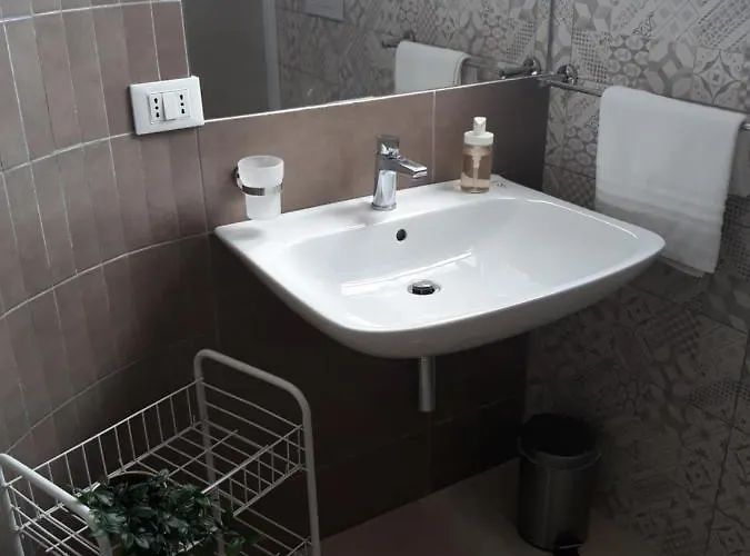 Antares Bed and breakfast 3*